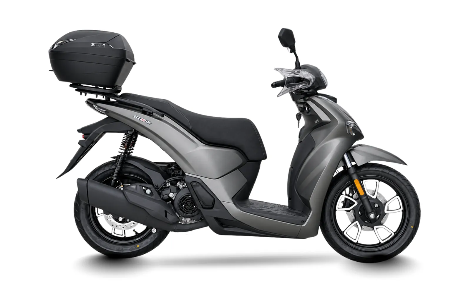 Voge SR16 Air, fotografía oficial de estudio