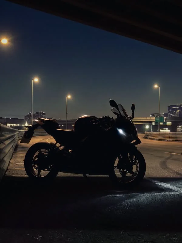 Avance promocional oficial de BMW Motorrad, etiquetado por la marca como mejorado con IA. No acredita el aspecto definitivo ni la ficha técnica del modelo.