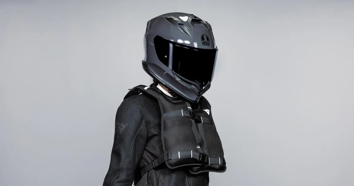 Dainese Smart GO, imagen de la presentación oficial del airbag.