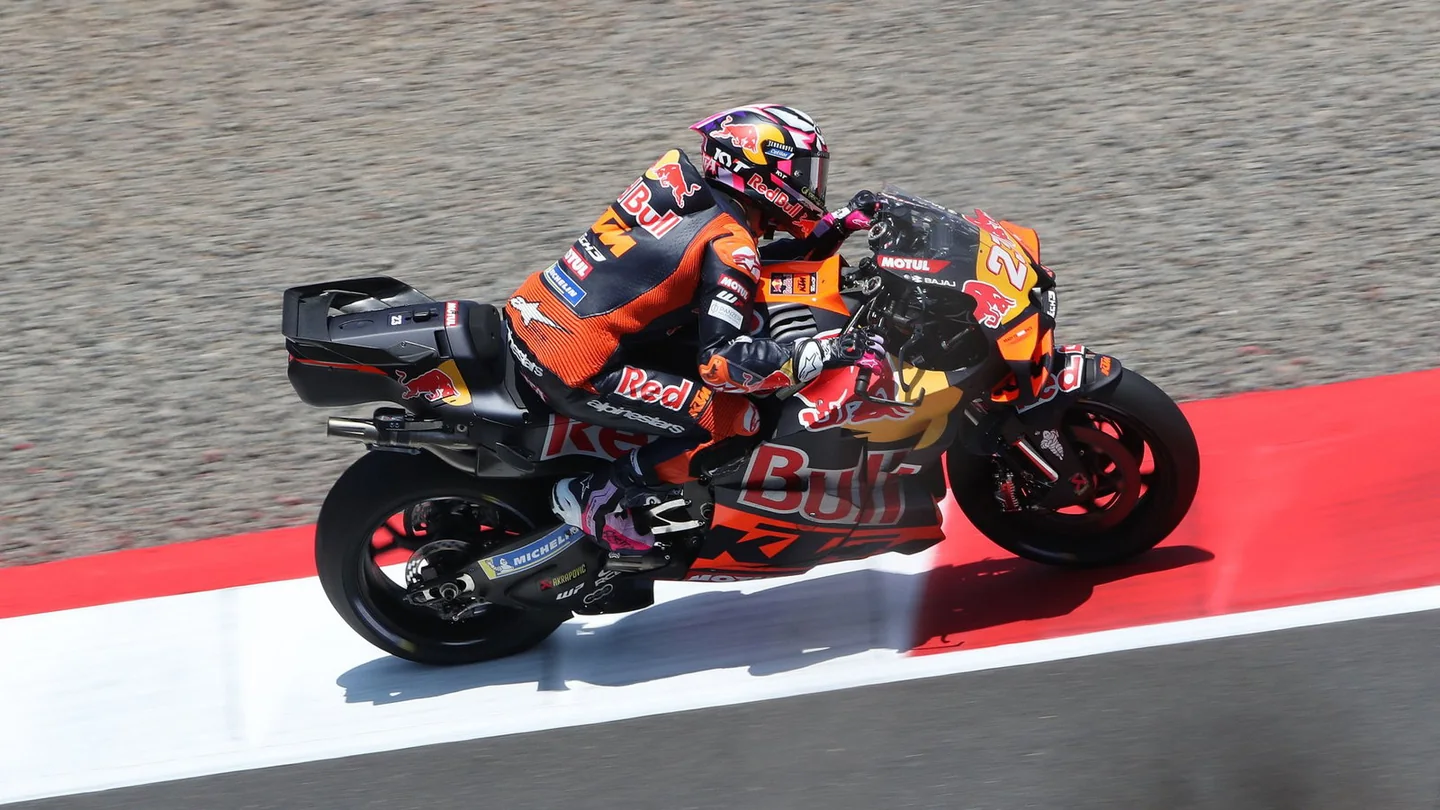 Enea Bastianini con Tech3 KTM, imagen de archivo. Gold and Goose, vía Crash.net.