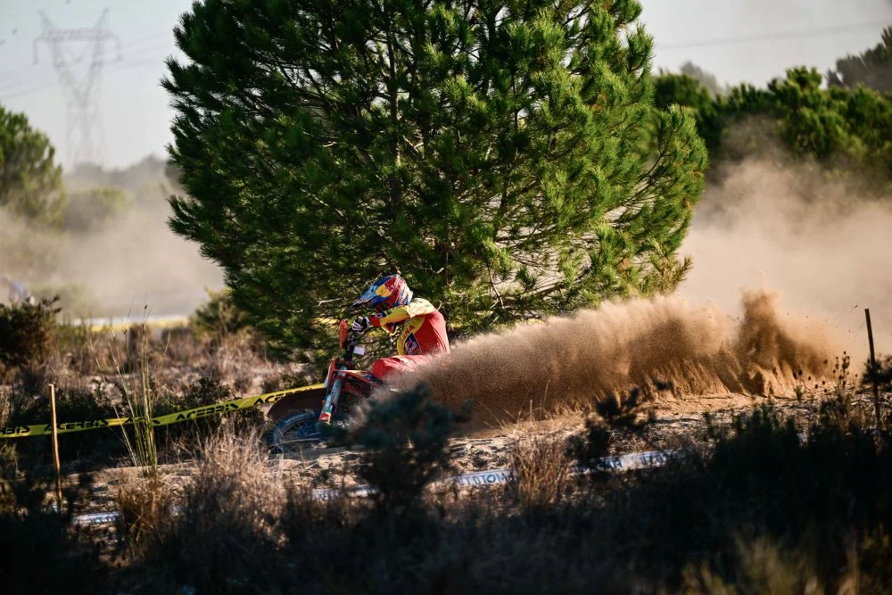 Josep García en los Seis Días de Enduro de Portugal 2026. Fotografía de Pole Position Communication difundida por la FIM.