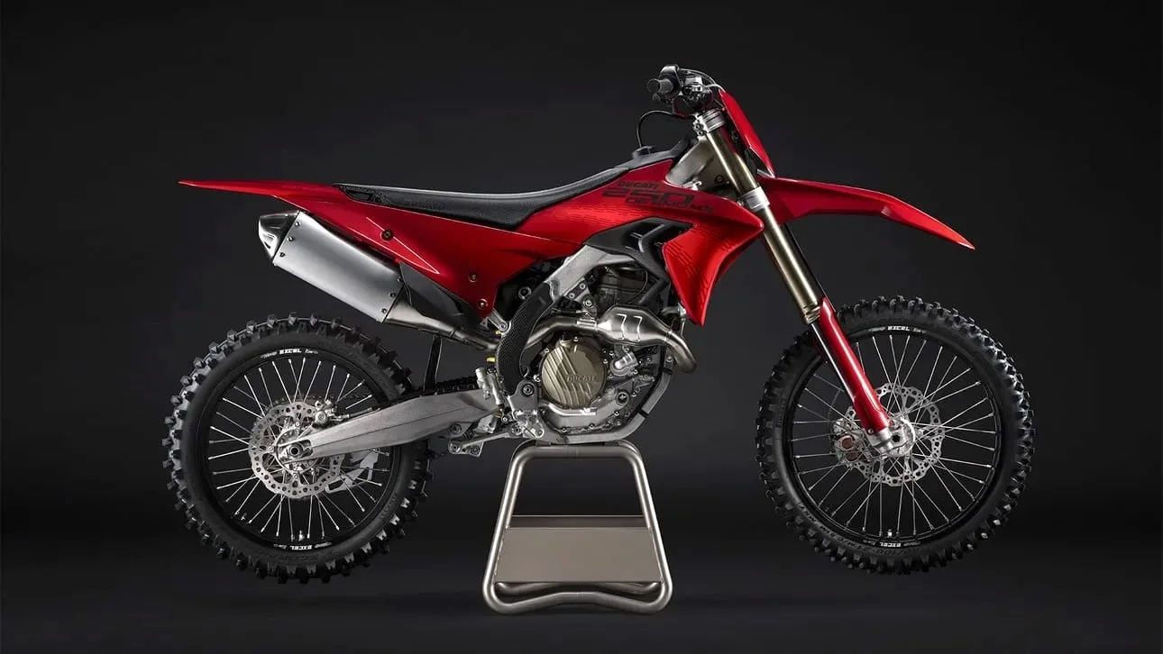 Ducati Desmo250 MX: 44,5 CV y una electrónica que también llega al motocross