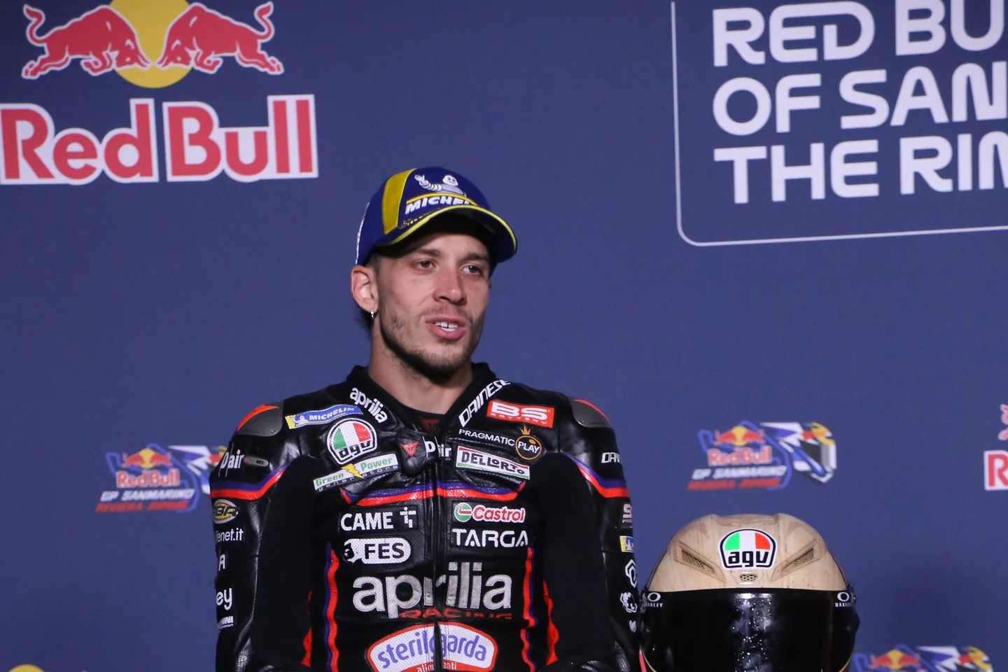 Bezzecchi gana en Indonesia y Aprilia firma un póker: clasificación completa